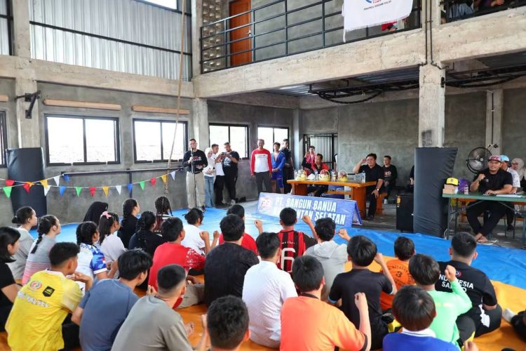 Sekretaris Daerah Kota Banjarmasin, Ichrom muftezar saat memberikan sambutan pembukaan turnamen Sambo Wali Kota Cup 2026