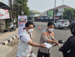 Firman Yusi Bagikan 1.500 Masker ke Warga Tabalong