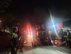 Api Lalap Tiga Rumah, Kerugian Ditaksir Rp 300 Juta