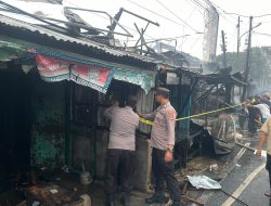 Kebakaran di Pasar Lama Banjarmasin Hanguskan 14 Bangunan, Kerugian Ditaksir Rp5 Miliar