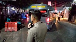 Polisi Kawal Pengantaran Jenazah Korban KM Virgo dari RS Bhayangkara hingga Bandara