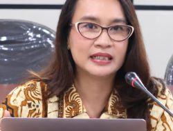 Generasi yang Tumbuh dalam Kabut