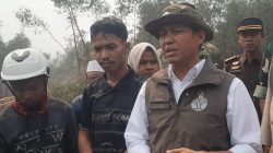Hujan Diprediksi Sebulan Lagi, Menhut Minta Penanganan Karhutla Kalsel Tak Kendur